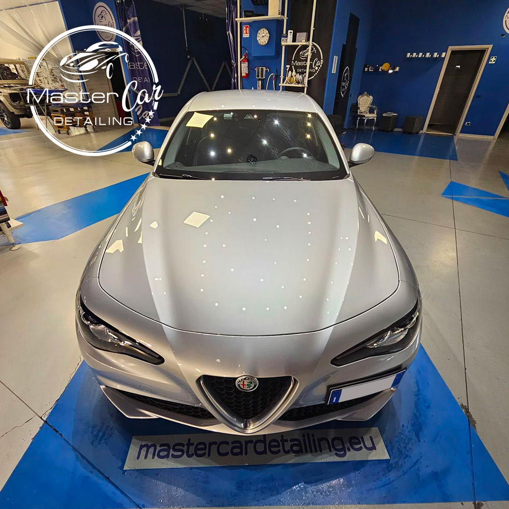 Auto premium con trattamento ceramico nanotecnologico